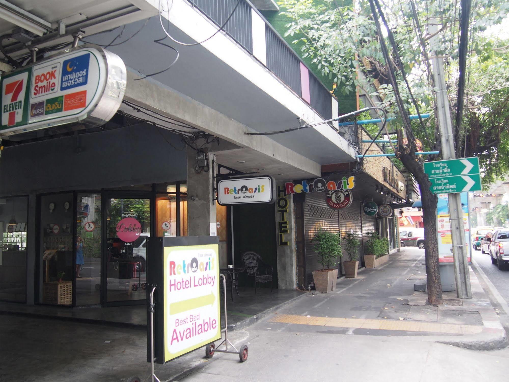 Hotel Retroasis à Bangkok Extérieur photo